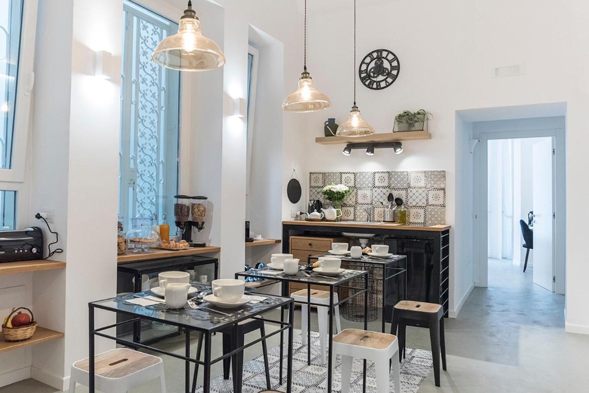 A Misura Duomo Rooms & Apartment - Ls Accommodations Napoli Eksteriør bilde