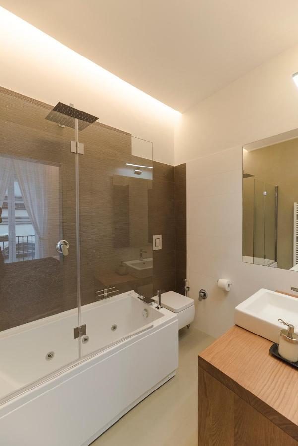 A Misura Duomo Rooms & Apartment - Ls Accommodations Napoli Eksteriør bilde