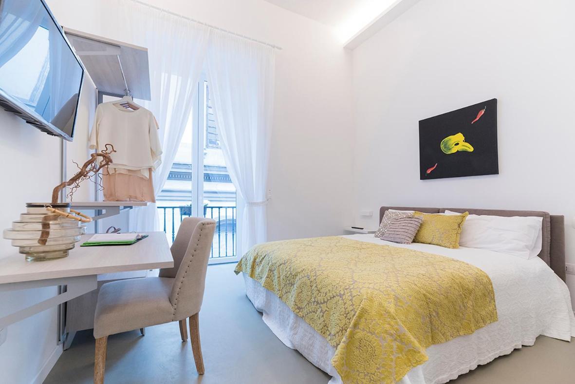 A Misura Duomo Rooms & Apartment - Ls Accommodations Napoli Eksteriør bilde